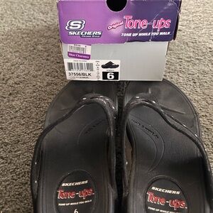 Skechers Black Tone-ups Flip Flop Sandals